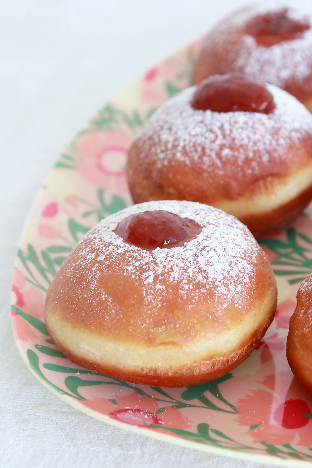 Classic Jelly Doughnuts | Lil' Cookie