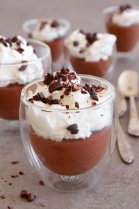 Chocolate Pudding with Whipped Cream | Photo: Natalie Levin
